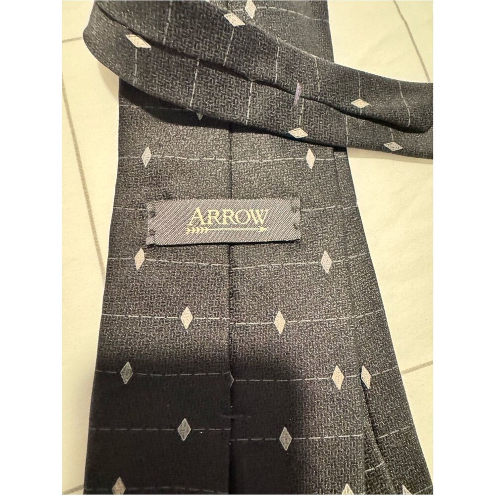 Black patterned tie - Picture 4 of 4